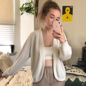 WHITE VINTAGE RIBBED KNIT SWEATER